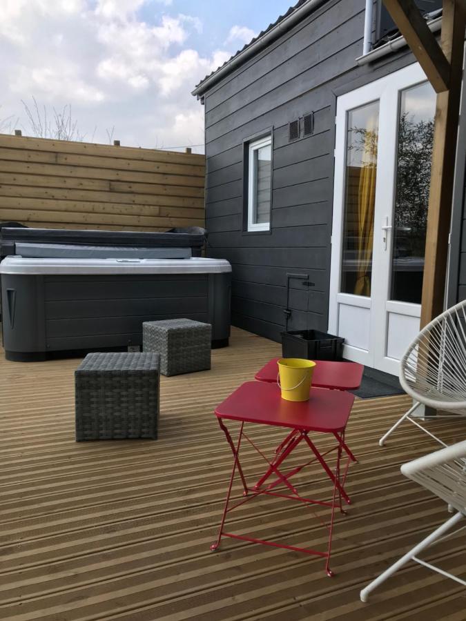 Outremecourt Les Nuits Insolites De La Mothe - Hebergement En Bulle Ou Tiny House Avec Spa Privatif المظهر الخارجي الصورة
